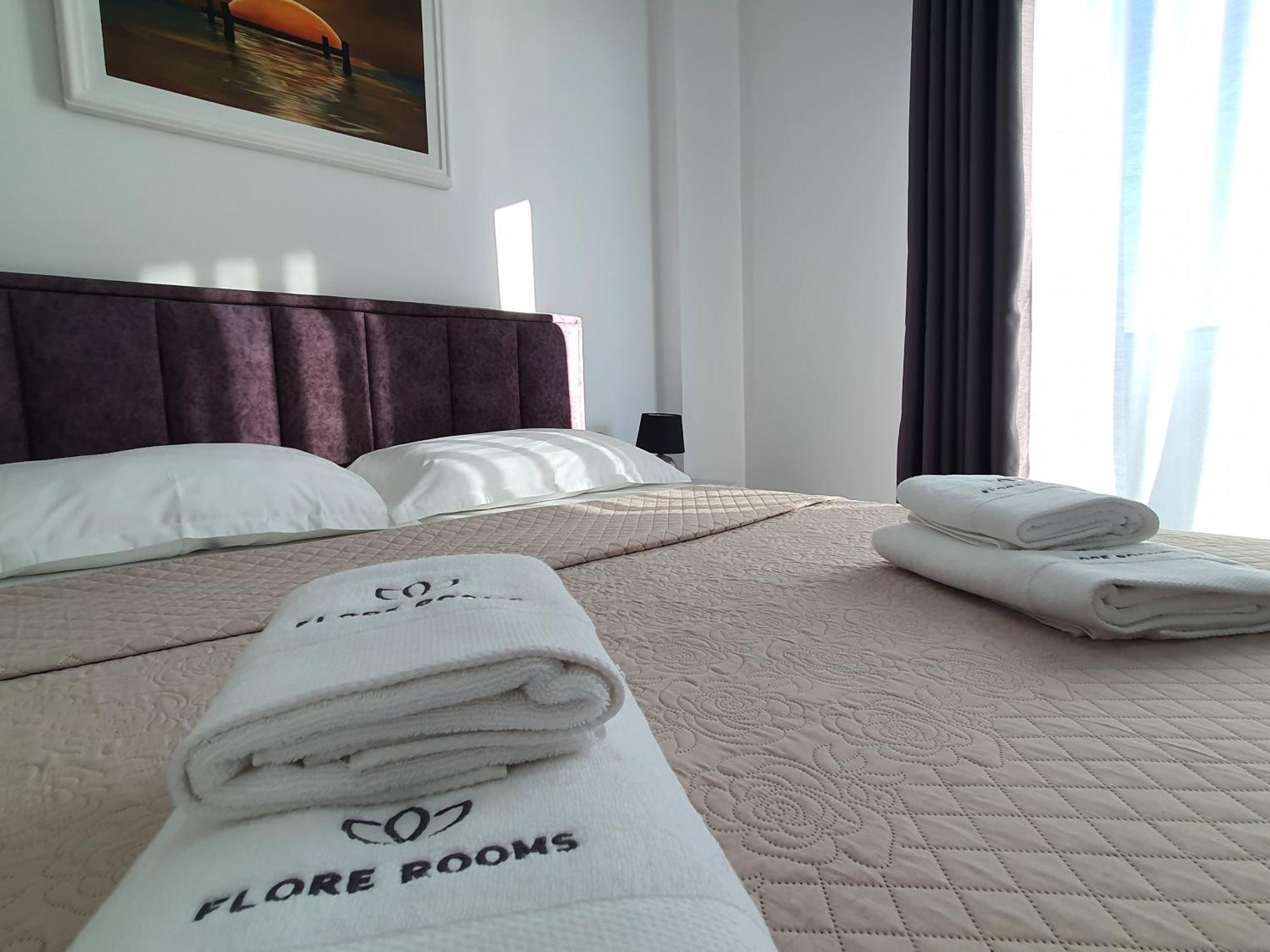 Flore Rooms Sarandë Buitenkant foto