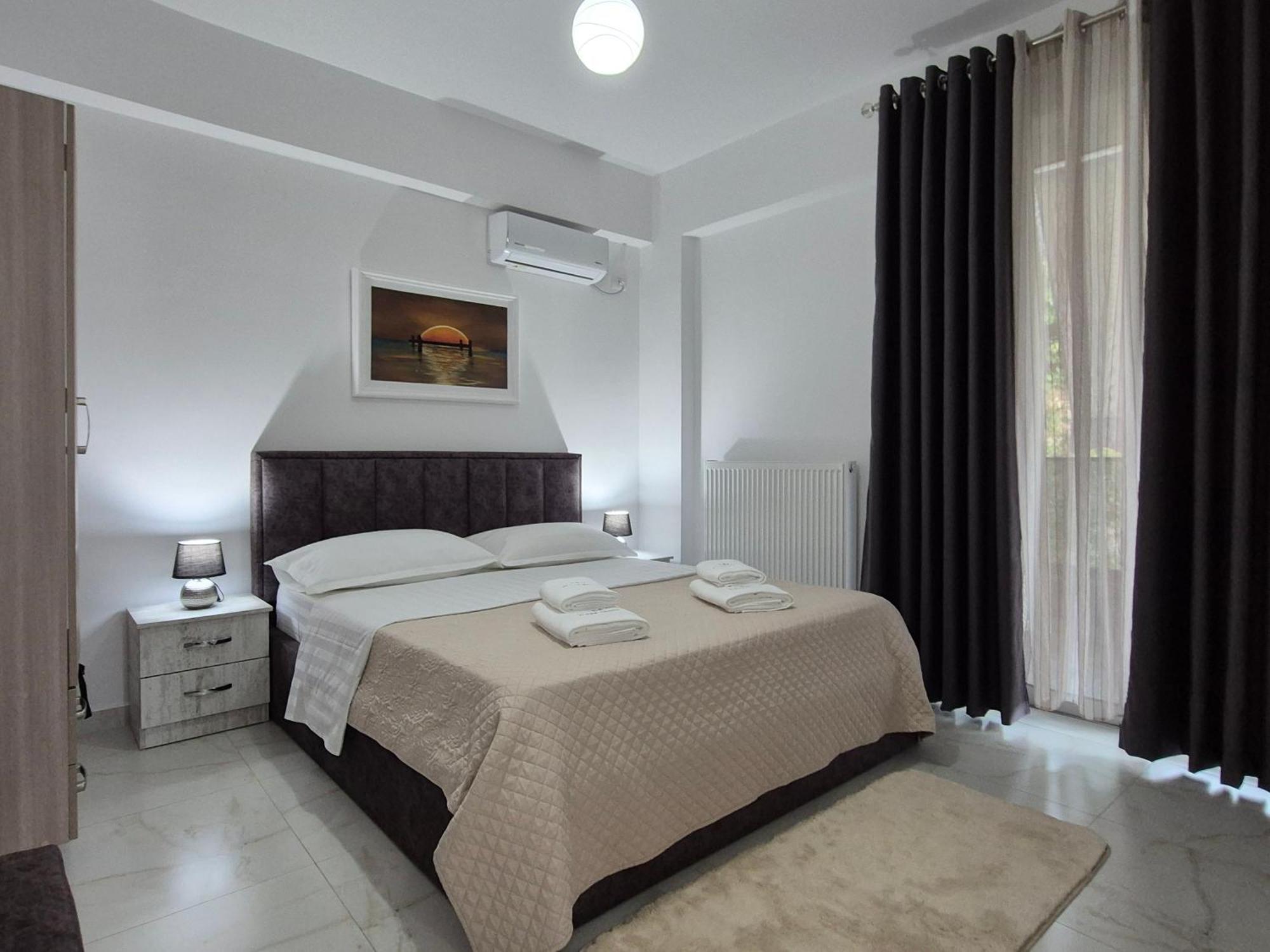 Flore Rooms Sarandë Buitenkant foto
