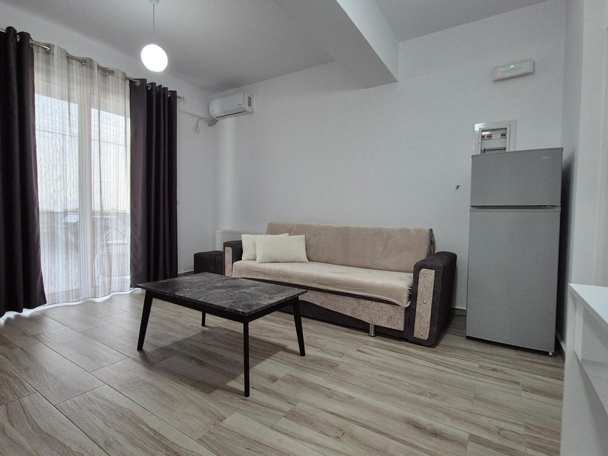 Flore Rooms Sarandë Buitenkant foto